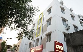 Hotel O Rvc Hospitality Near Pune Airport